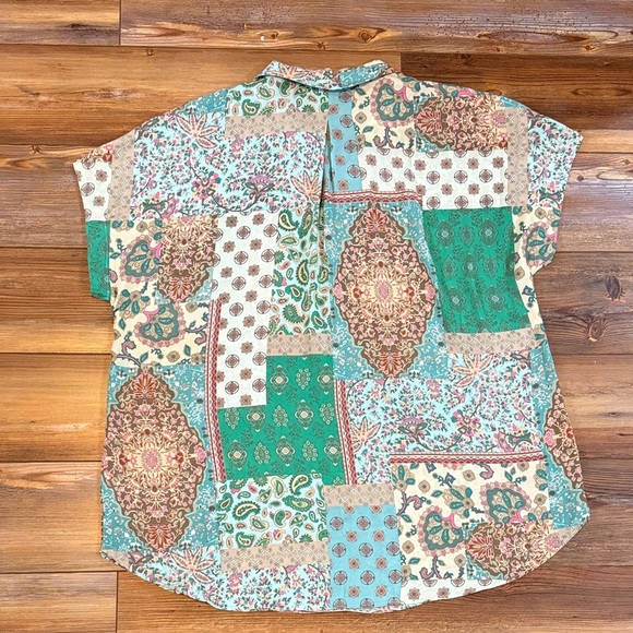 Cupcakes & Cashmere Multicolor Patchwork Blouse - Picture 3 of 3